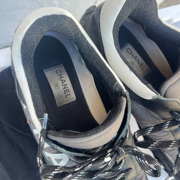 Original mens Chanel shoes - Picture 3 of 6